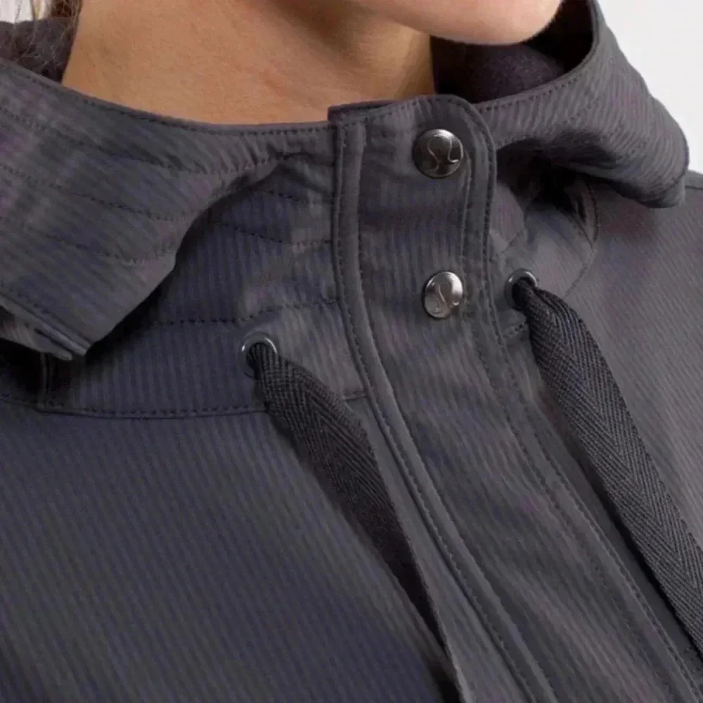 Lululemon apres practice anorak